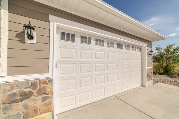 Cost of Garage Lifting in Eagle River